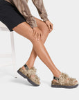 UGG UGG Fluff Sugar Sandal Slide