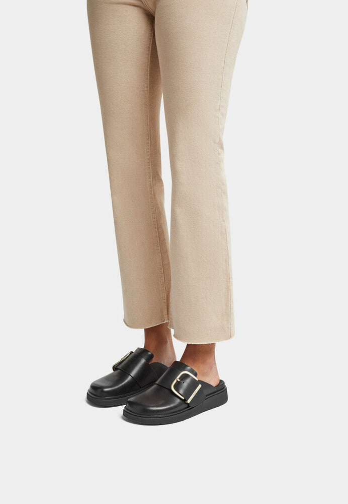 Maxi Buckle Mule Gen-FF Microwobbleboard