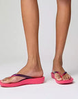 FitFlop FitFlop iQushion Ombre Transparent Flip Flops