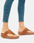 FitFlop Walkstar Leather Toe-Post Sandals Microwobbleboard
