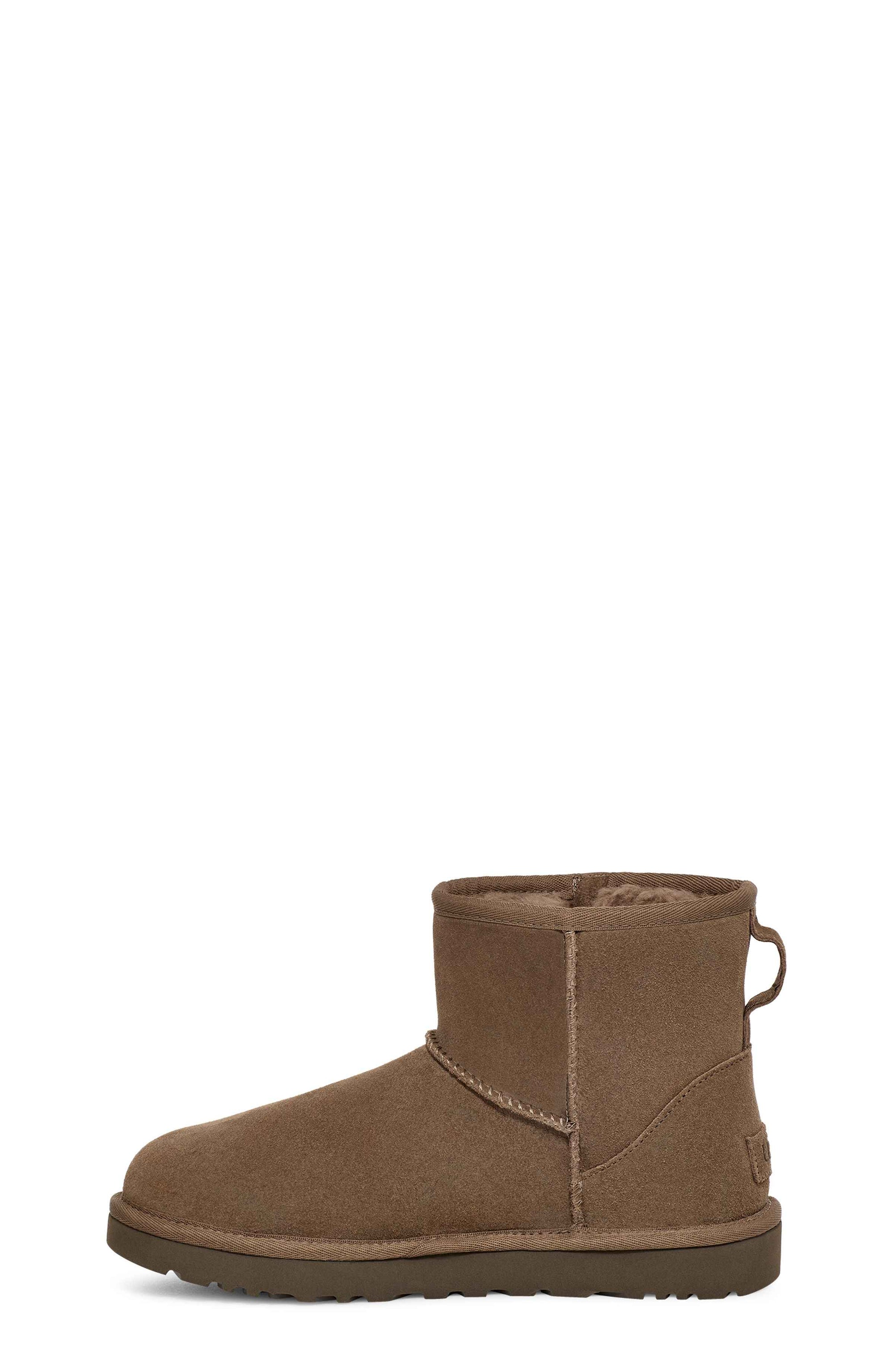 UGG UGG Classic Mini Bailey Zip boot   