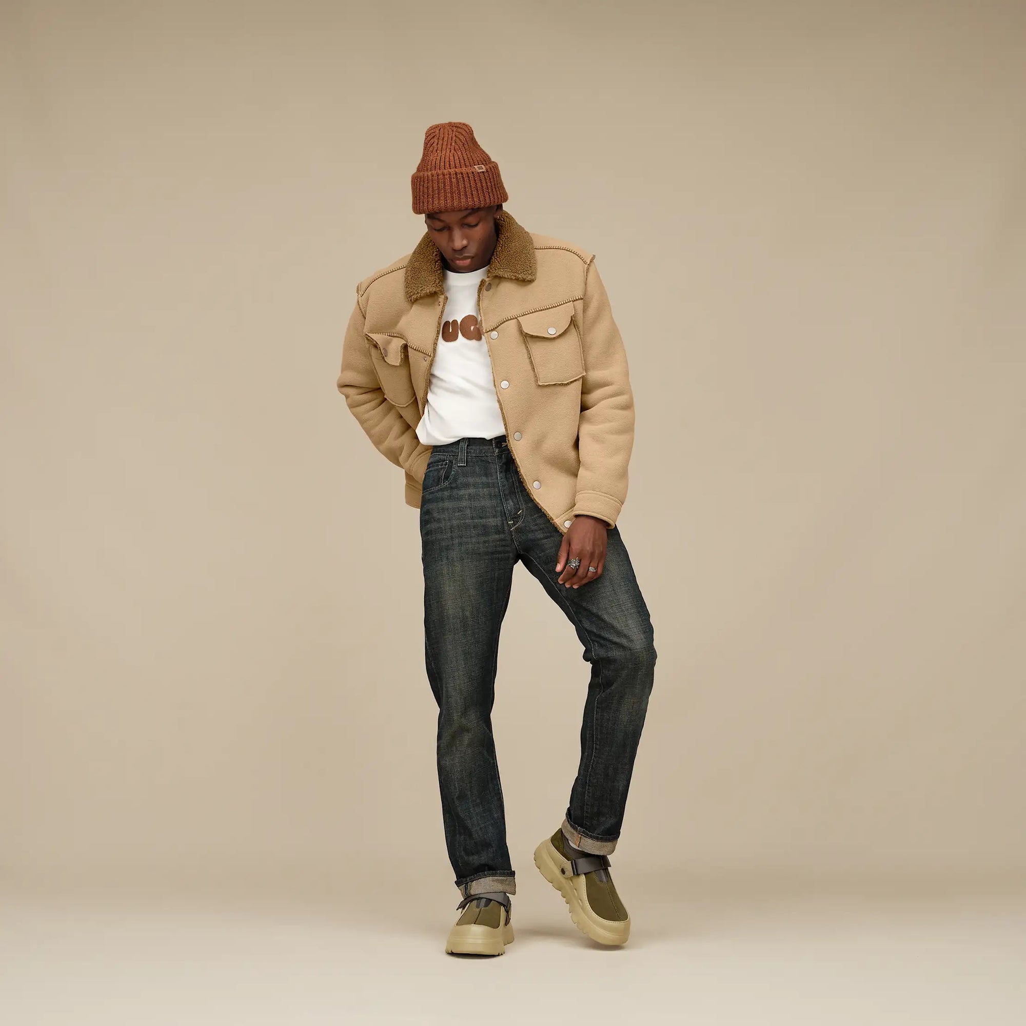 UGG Men&#39;s PeakMod Lowcut Shoes