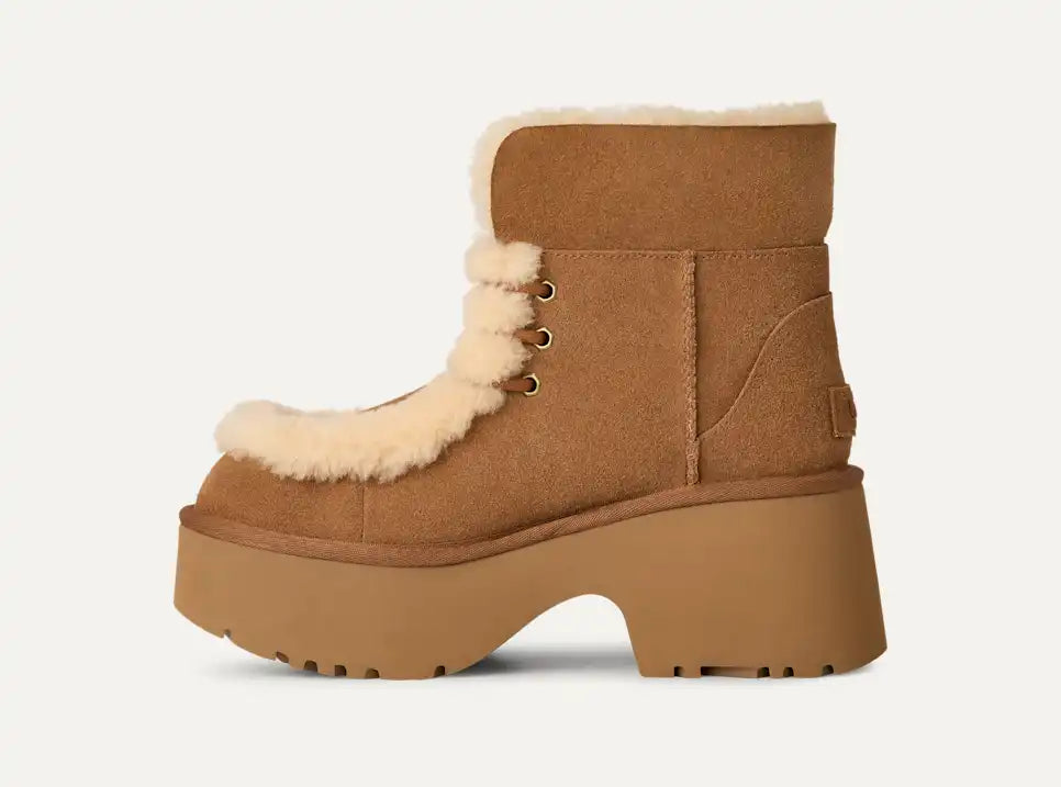 UGG Women&#39;s Esmee Lace Up Boot