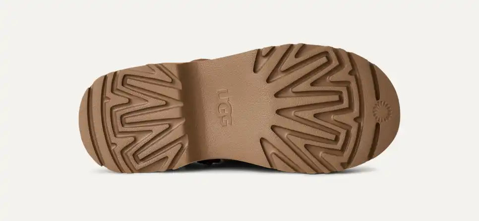 UGG Women&#39;s Esmee Clog Slip on
