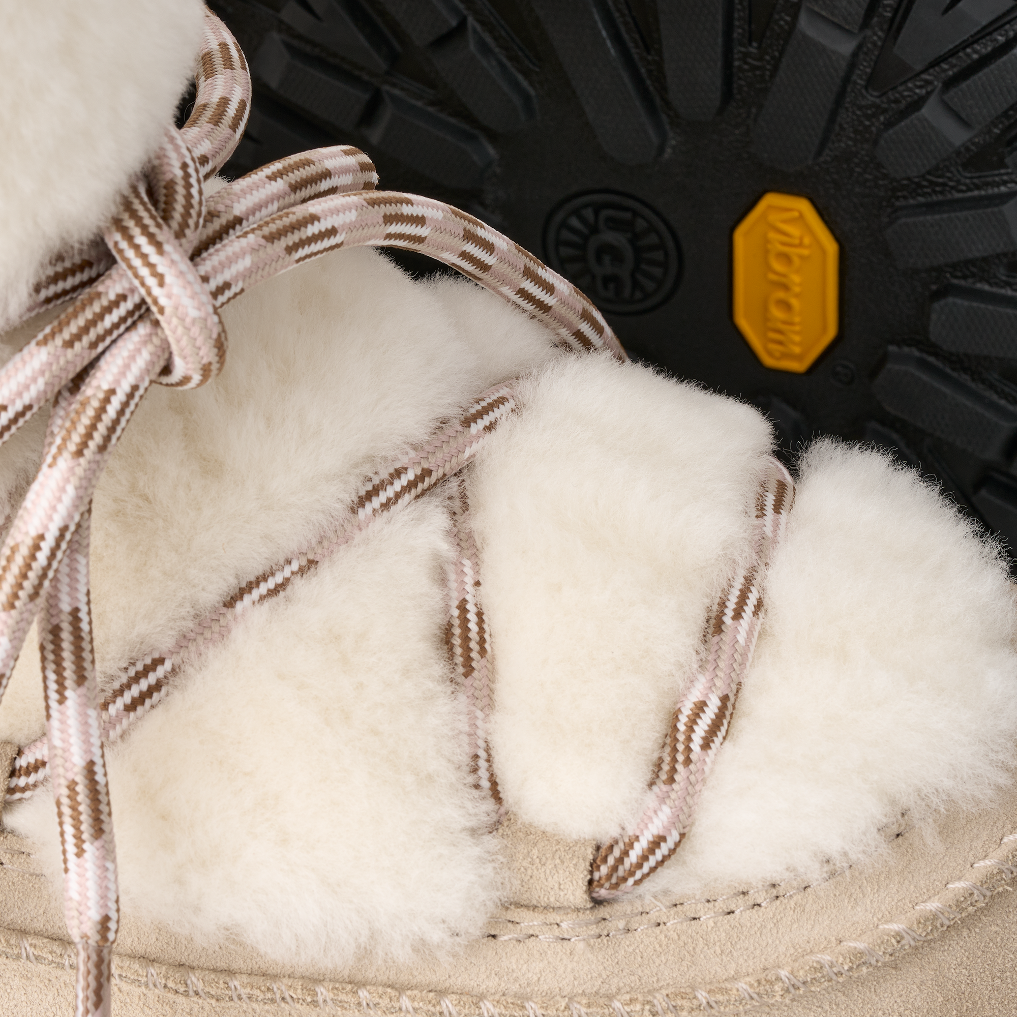 Trenton Classic Tread Fluffed Boot Anatomicush