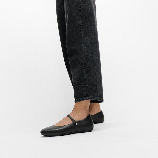 Crystal-Cluster Soft M/Leather Mary Janes DELICATO Dynamicush