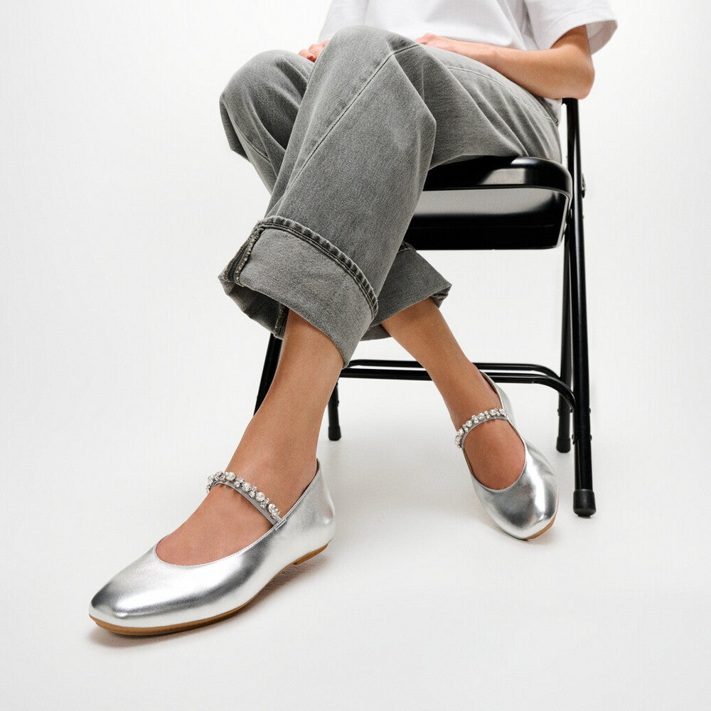FitFlop FitFlop DELICATO Pearls-And-Crystal Soft-Leather Mary Janes Shoes