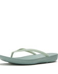 FitFlop FitFlop X PANTONE iQushion Toe-Posts iQushion