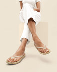 FitFlop FitFlop X PANTONE iQushion Toe-Posts iQushion