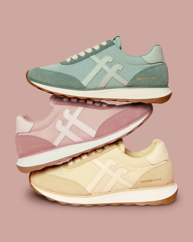 FitFlop X PANTONE Retro-Q Suede Sneakers