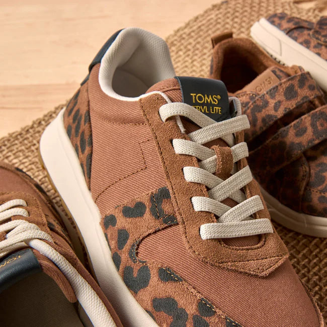 TOMS TRVL LITE Retro Runner Sneaker Sneaker