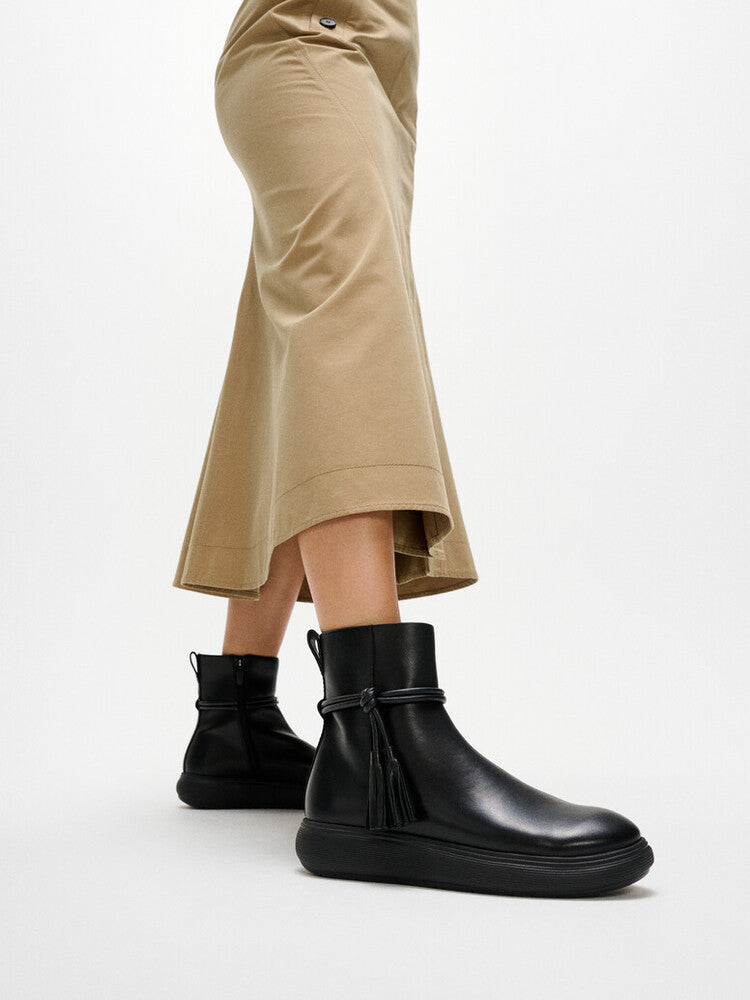 FitFlop iQ-COMFF Tassel Leather Short Boots Boot