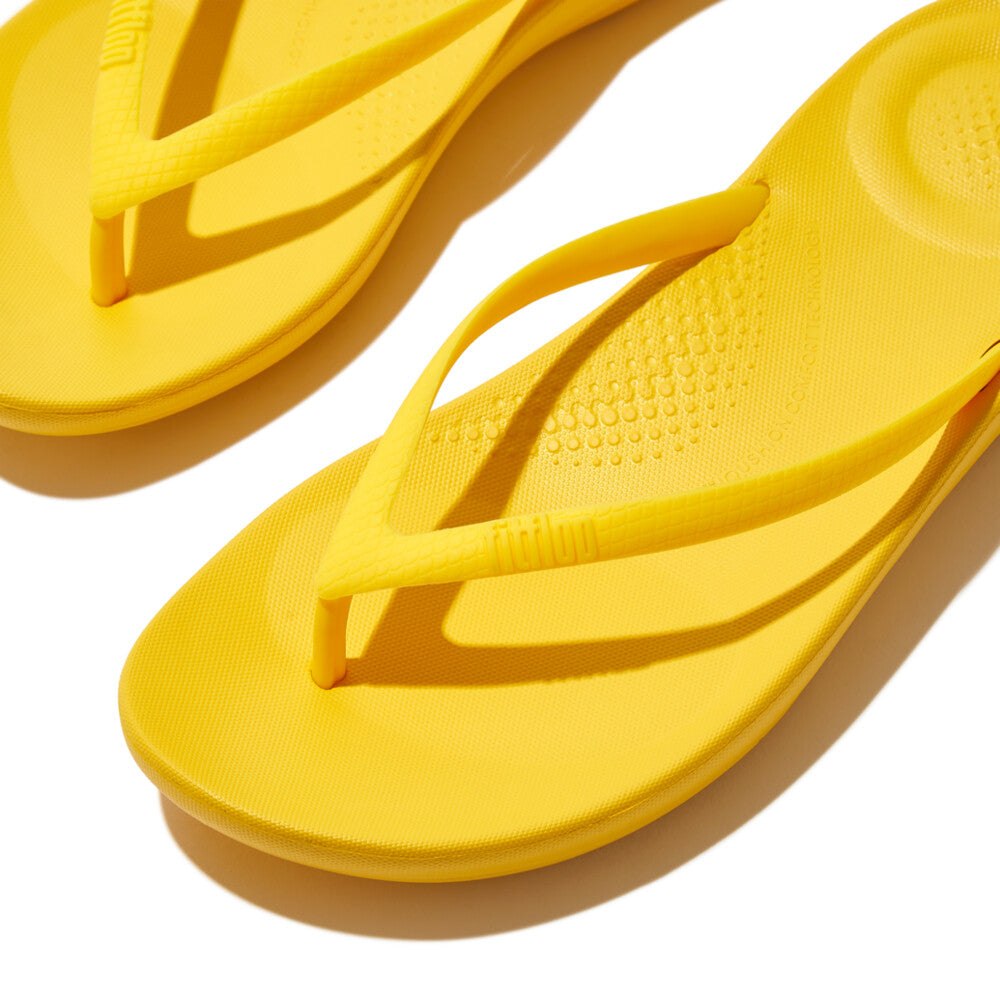 FitFlop IQUSHION Ergonomic Flip-Flops