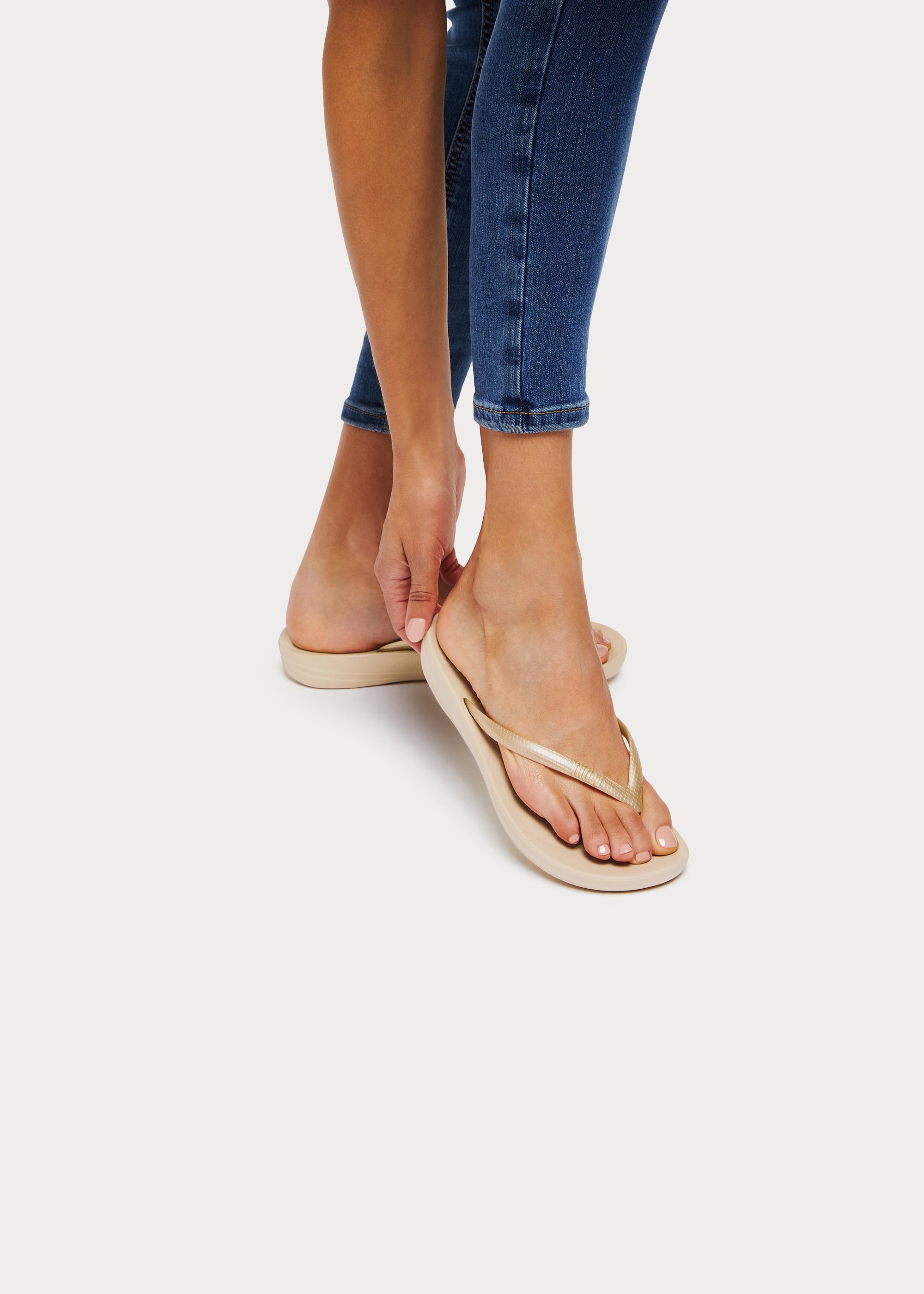 Ergonomic Flip-Flops IQUSHION iQushion