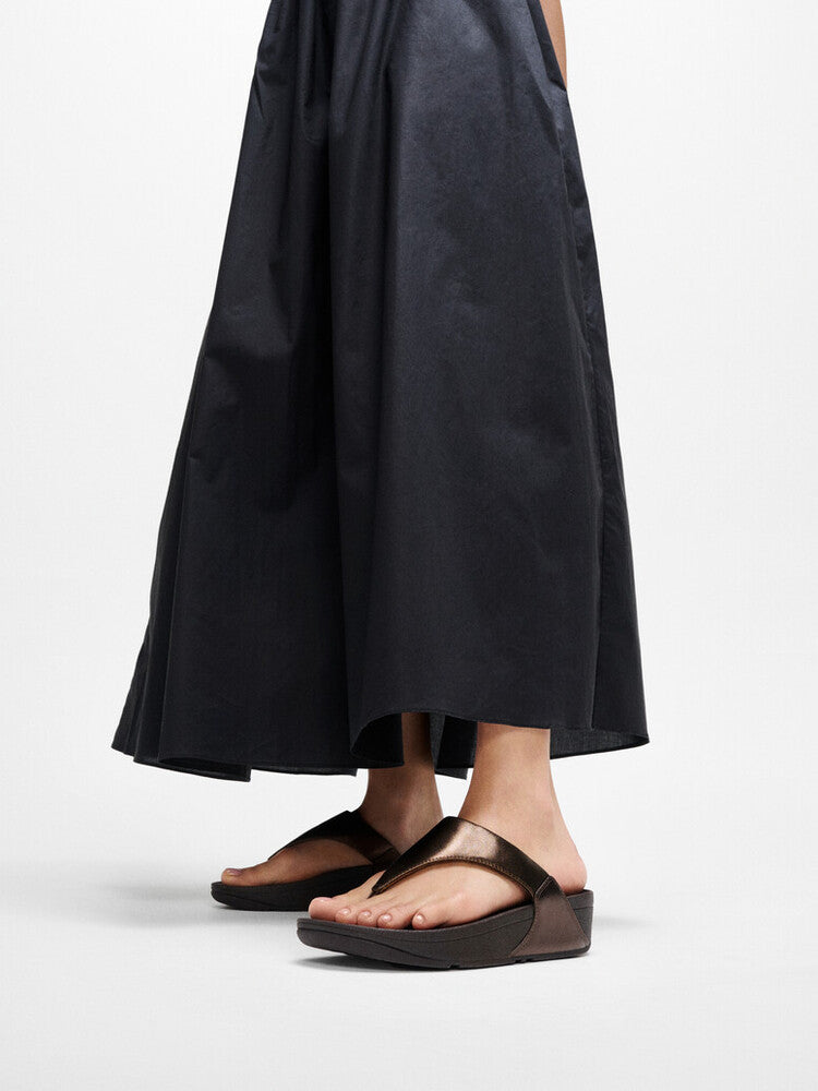 Lulu Leather Toe-Post Sandals