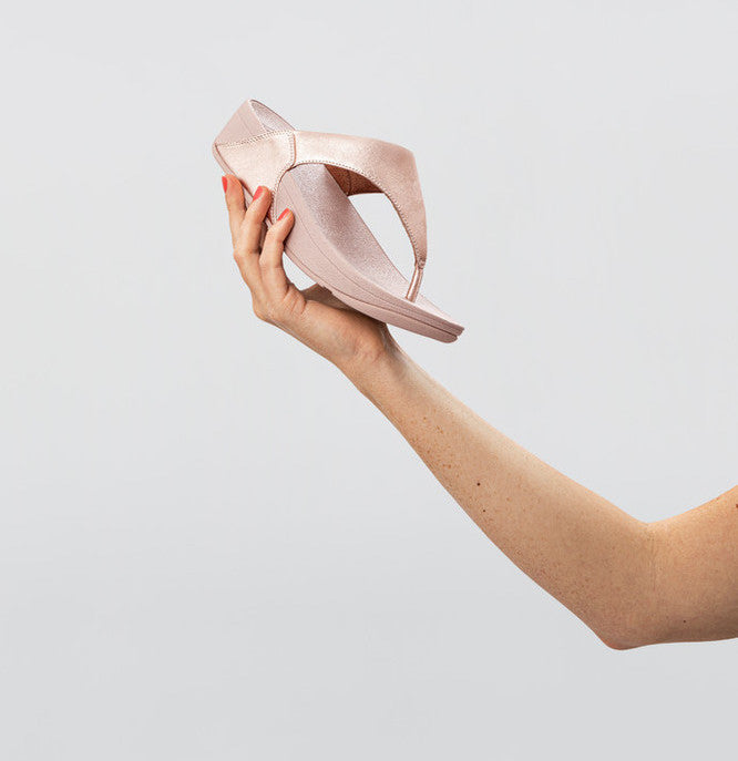 FitFlop Lulu Leather Toe-Post Sandals Microwobbleboard