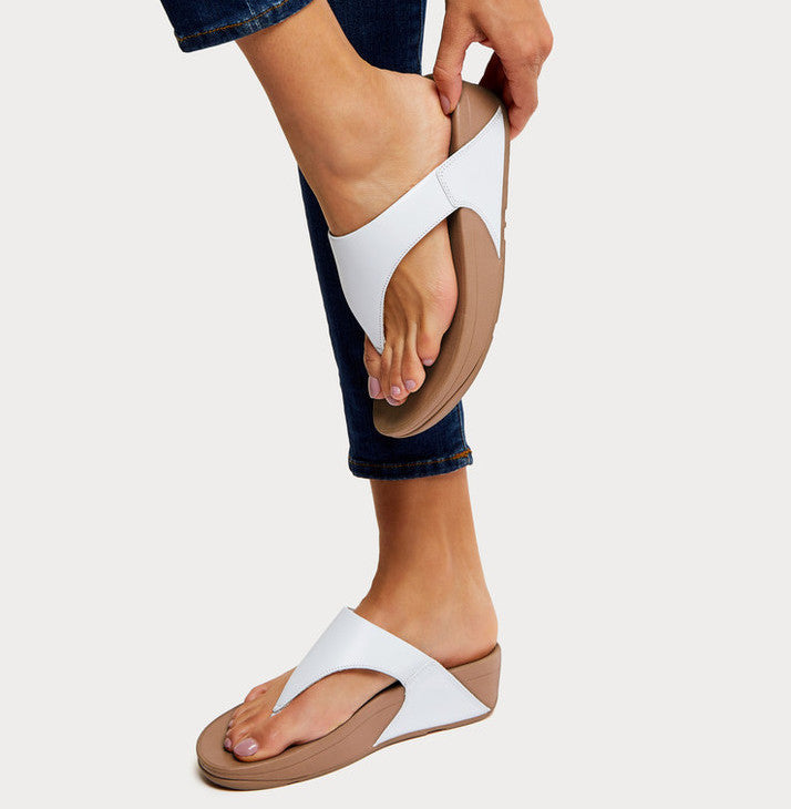 FitFlop Lulu Leather Toe-Post Sandals Microwobbleboard