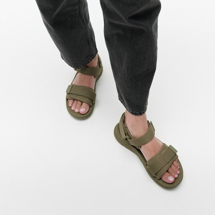 FitFlop IQushion Mens Leather Toe-Post Sandals - Trenton