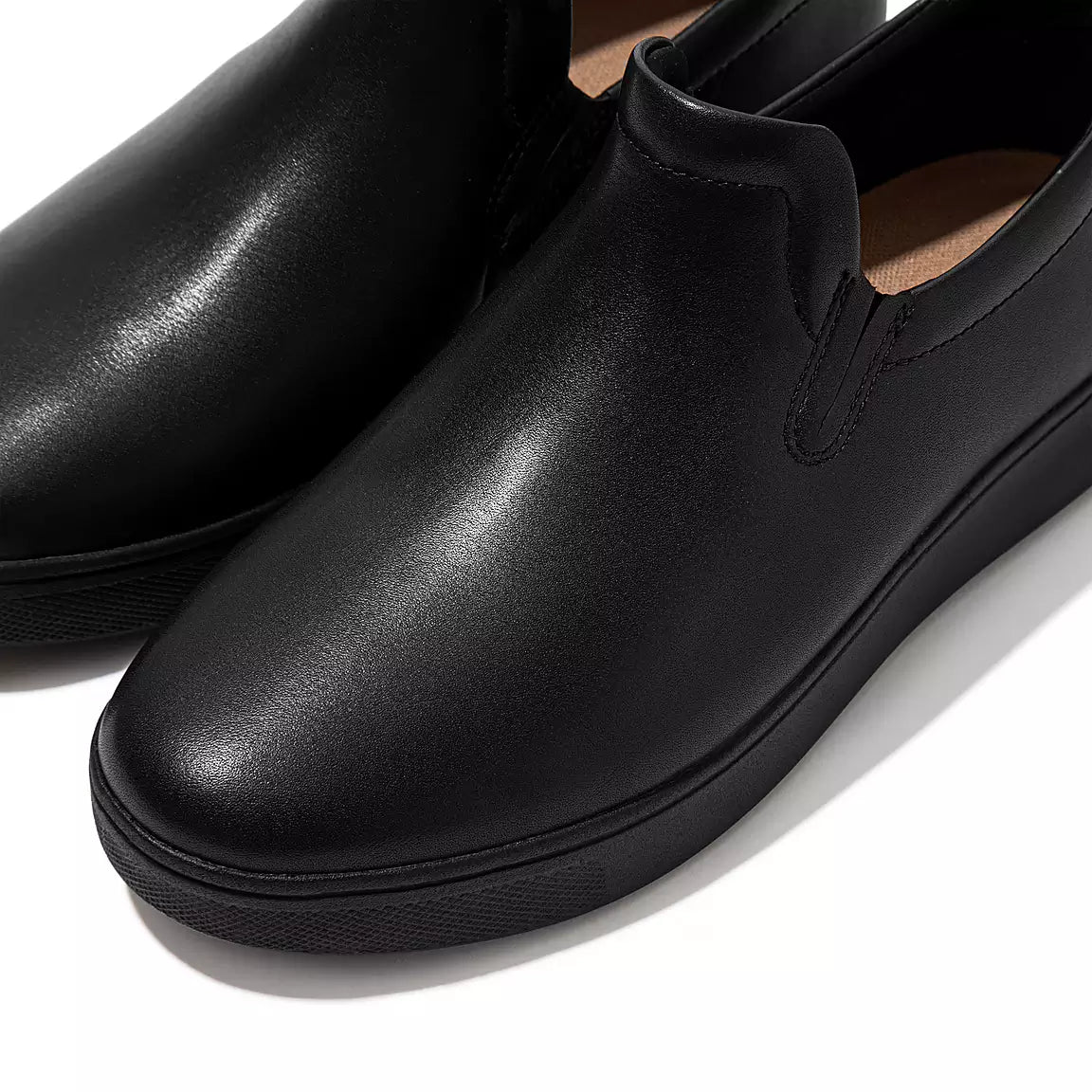 FitFlop Rally Leather Slip-On Skate Trainers Anatomicush