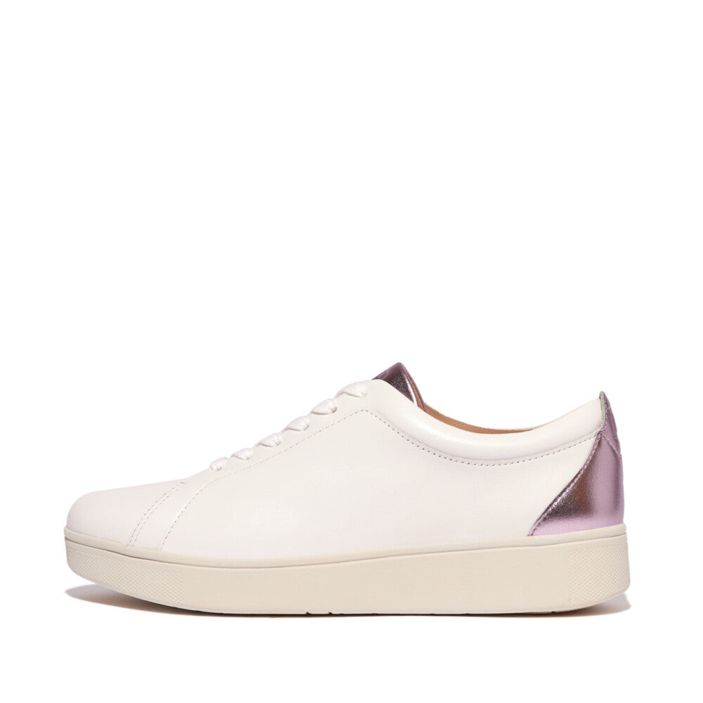 FitFlop FitFlop RALLY Metallic-Backtab Leather Sneakers  Urban White/Wild lilac 4 