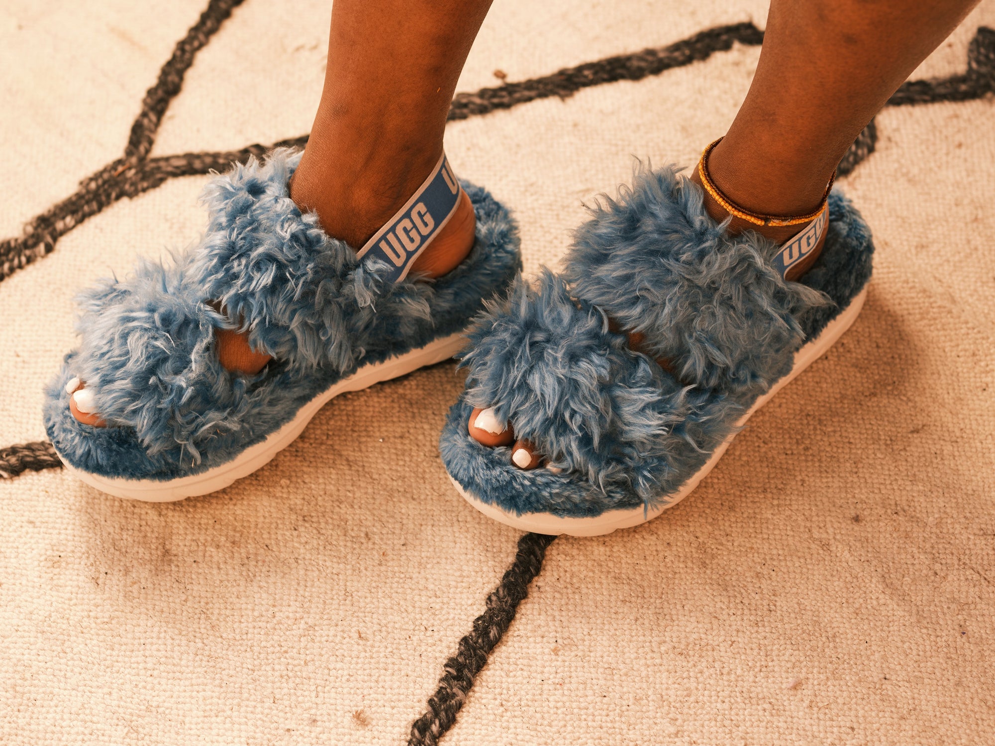 UGG UGG Fluff Sugar Sandal Slide   